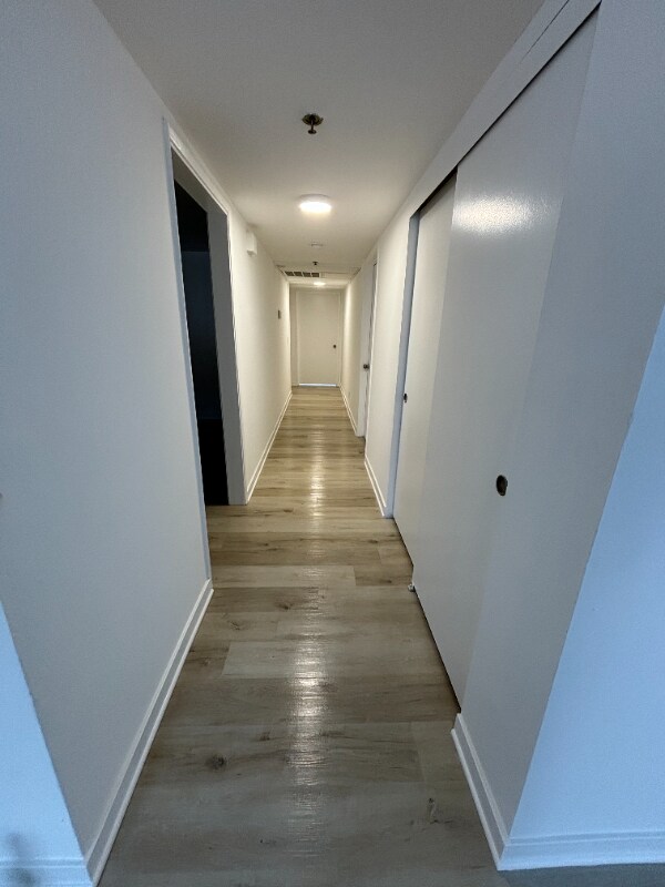 Foto del edificio - 555 Oak St