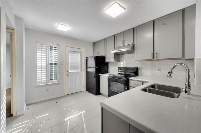 Foto del edificio - 2111 E Belt Line Rd