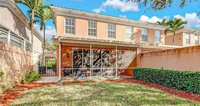 Patio trasero - 5417 Cove Cir