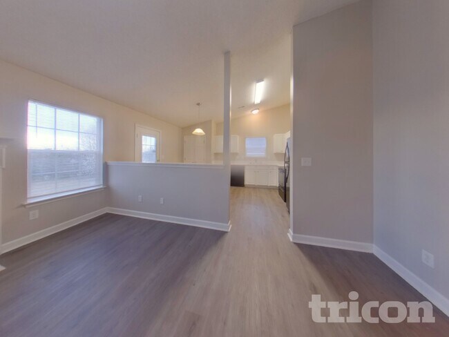 Building Photo - 7031 Red Bud Cir