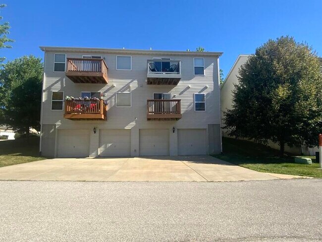 Foto del edificio - 729 A Tower Grv