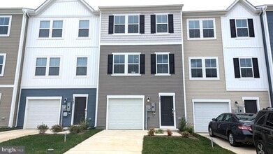Building Photo - 151 Cooperage Rd