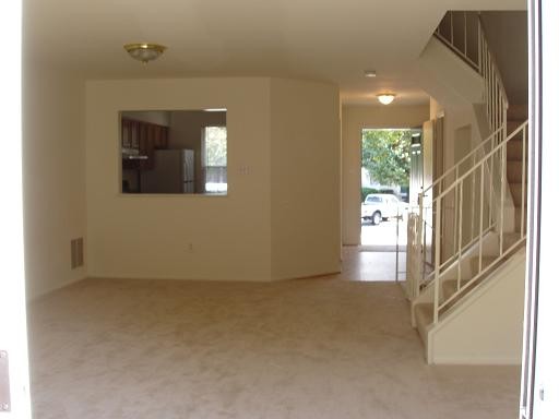 Foto del edificio - 6086 Majors Ln