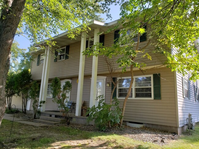 Building Photo - 603/605 Gilbert Street