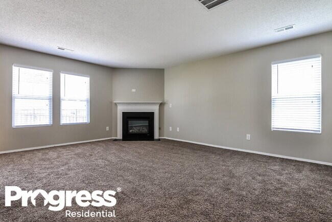 Building Photo - 3024 Van Dorn Rd