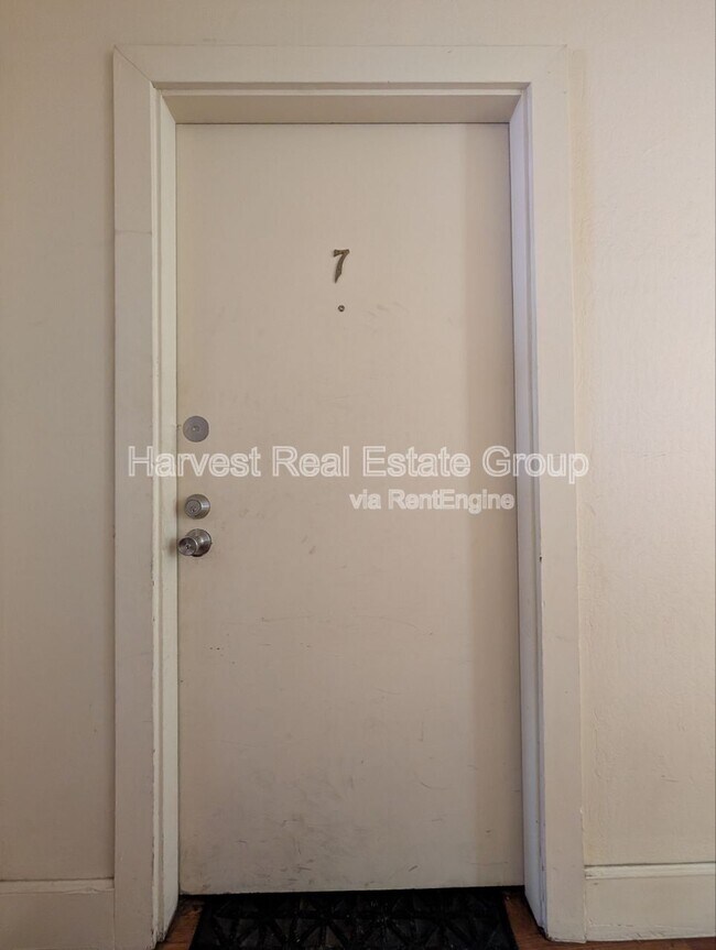 Foto del edificio - 460 S Sixth St