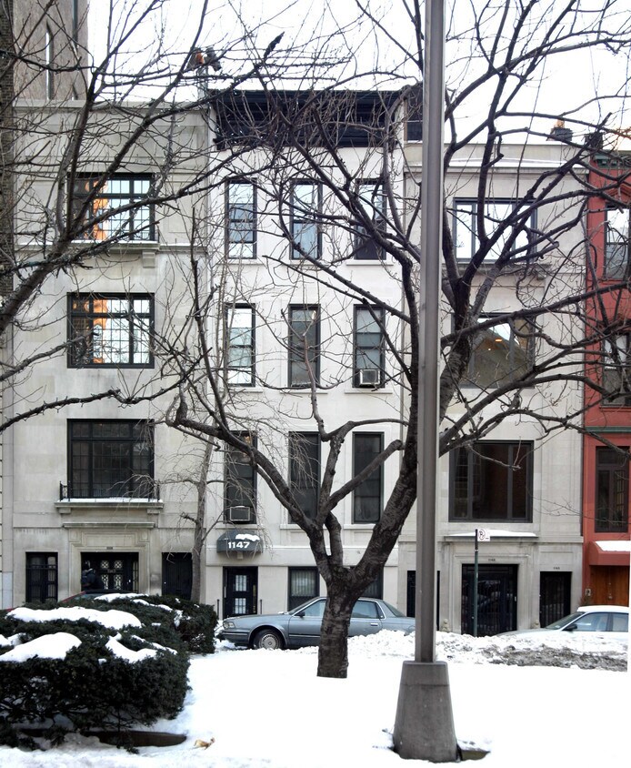 Foto principal - 1147 Park Ave