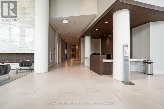 Building Photo - 20-1120 Brin Dr