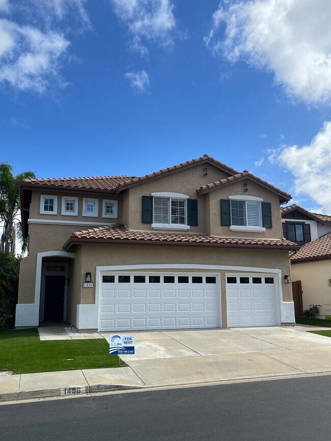Building Photo - 1496 Sapphire Dr