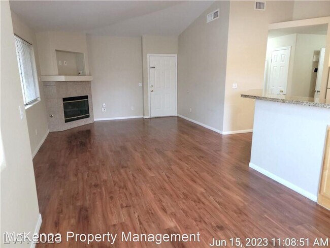 Foto del edificio - 2 br, 2 bath House - 1554 Dallas Terrace