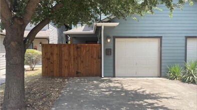 Building Photo - 826 N Beckley Ave