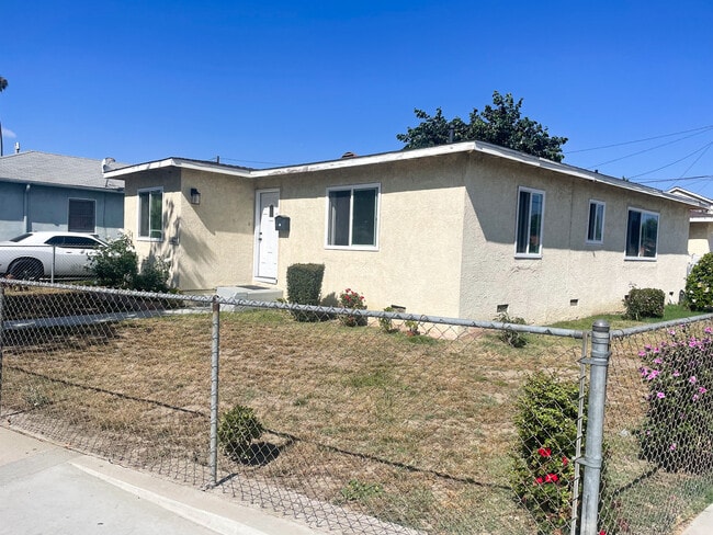 Building Photo - 11828 State St