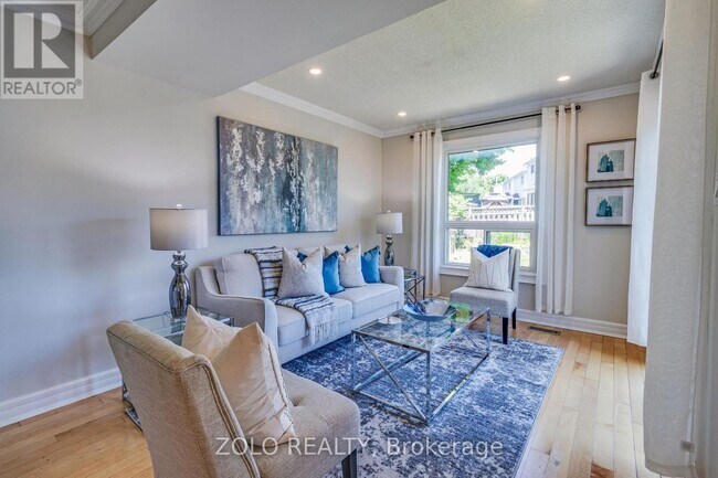 Photo du bâtiment - 710 Hayes Ave