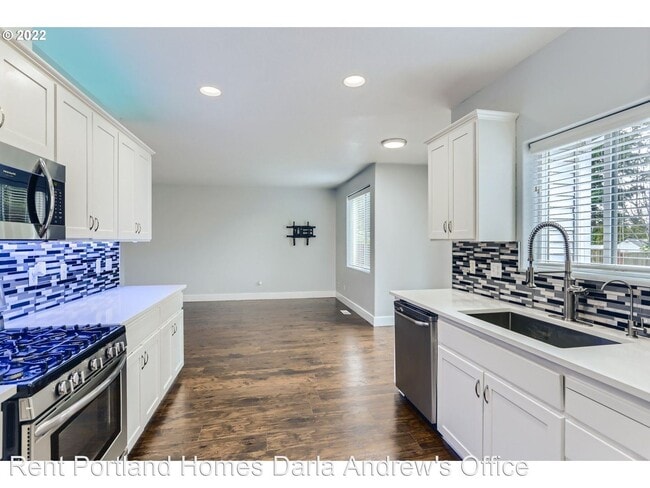 Building Photo - 4 br, 2.5 bath House - 6500 SW 190th Ave