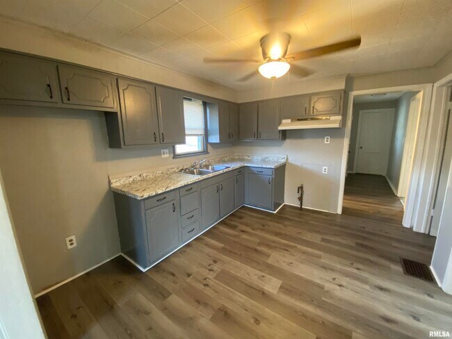 Foto del edificio - 230 Derby St