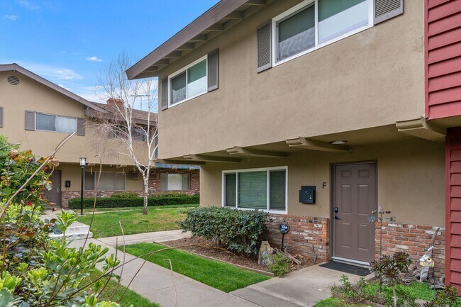 Foto del edificio - updated and unique 3 bedroom