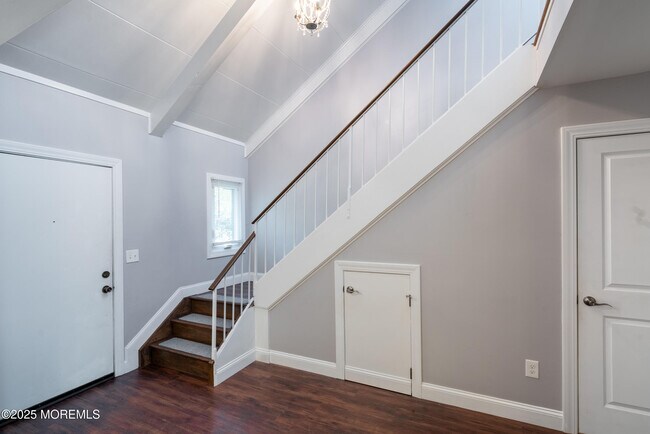 Building Photo - 904 Schooner Dr