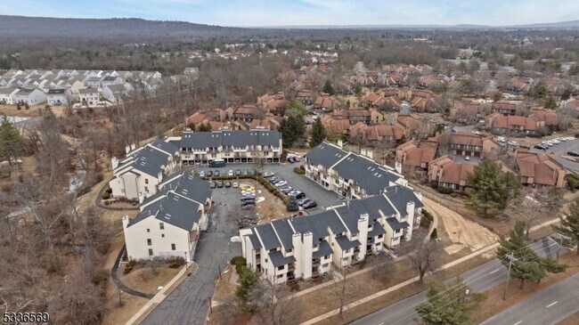 Foto del edificio - 3001 Revere Ct