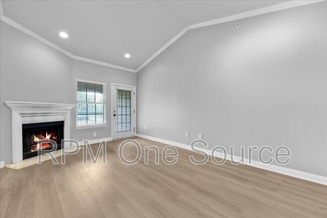 Building Photo - 2601 Preston Rd