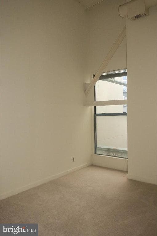 Building Photo - 3 N Christopher Columbus Blvd