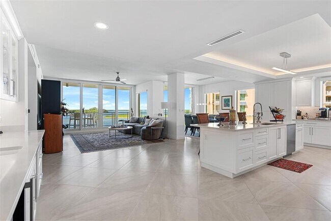 Foto del edificio - 755 Collany Rd