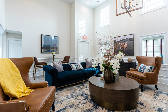 Living Room - The Willows at Annandale Village