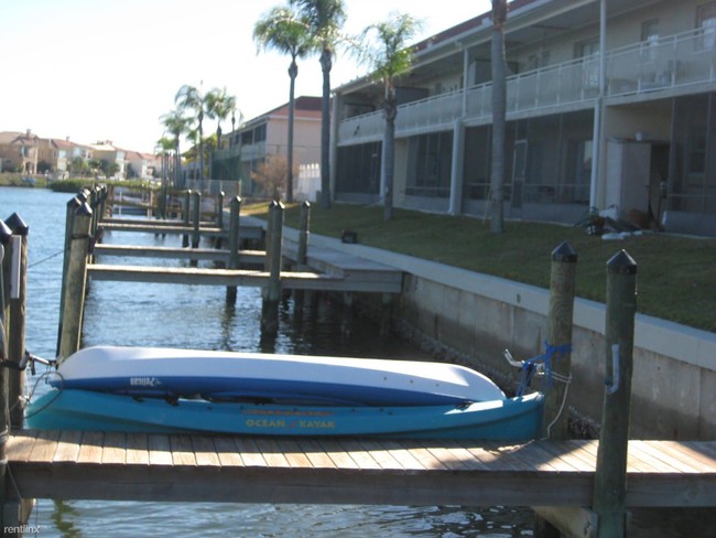Building Photo - 2 br, 2 bath Condo - 8814 Bay Pointe Drive