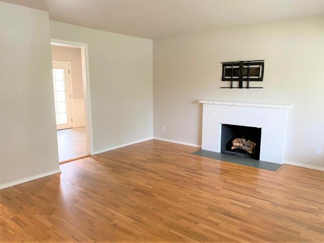Foto del edificio - 4 bedroom in Edmonds WA 98026