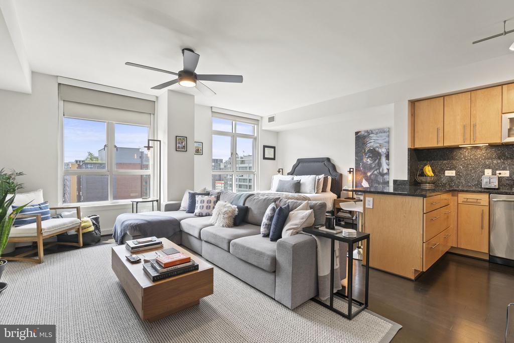Foto principal - 1025 1st St SE