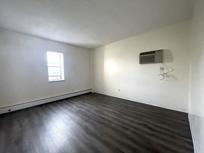 Foto del edificio - 580 Salem St