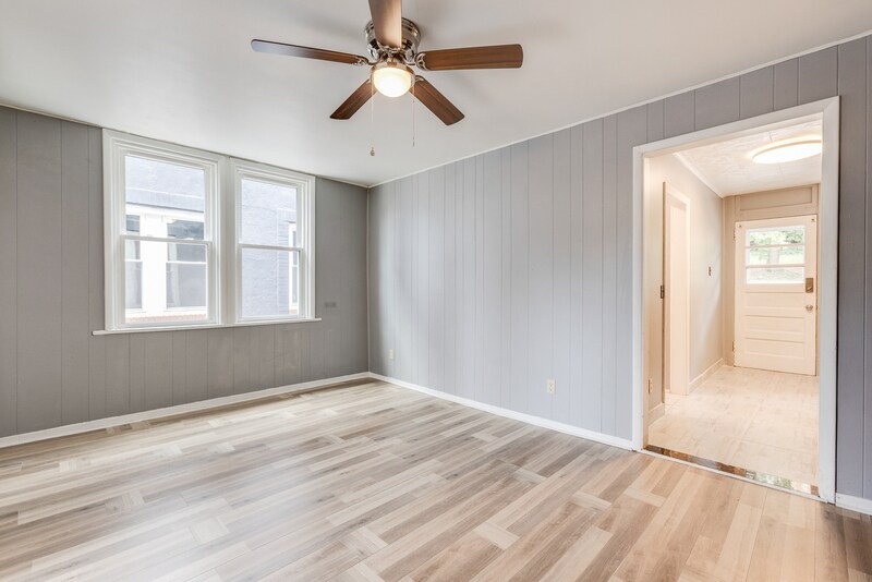 Primary Photo - 1224 McNeilly Avenue - 2