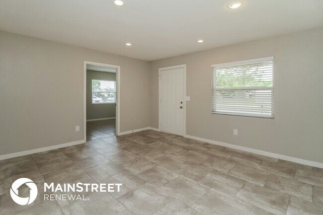 Foto del edificio - 125 Yale Dr