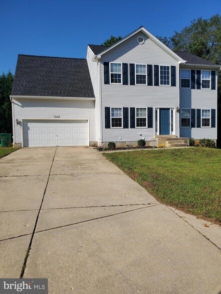 Foto principal - 20945 Brookstone Ct