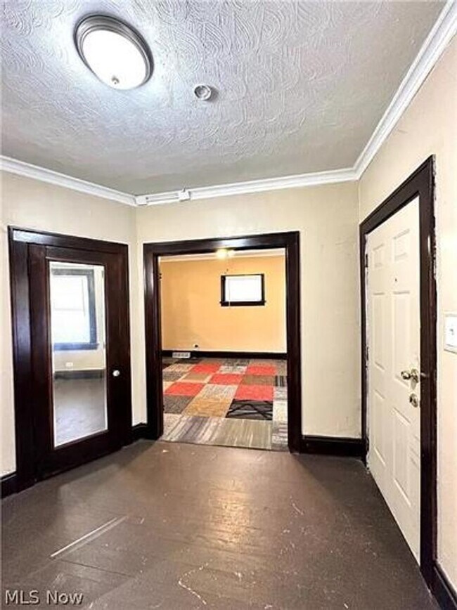 Building Photo - 3 BD/ 2 BA House for Rent in Cleveland