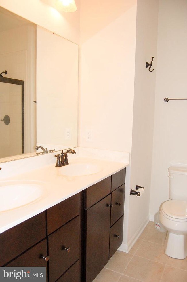 Foto del edificio - 434 Willow Bend Dr