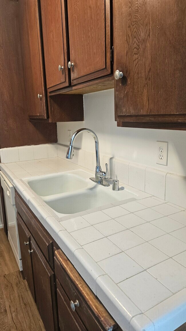 Foto del edificio - 3838 Keystone Ave