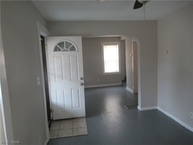 Building Photo - 59 Sector Dr