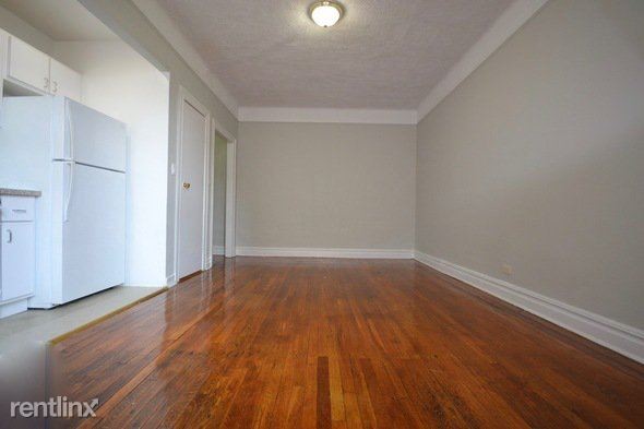 Building Photo - Studio, 1 bath  - 14035 Beech Ave