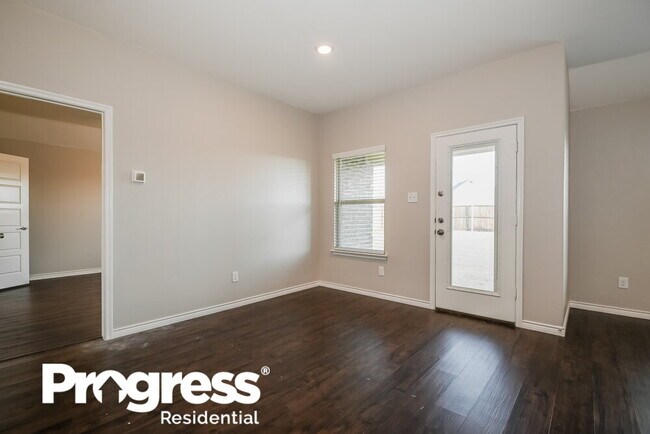 Building Photo - 557 Declaration Way