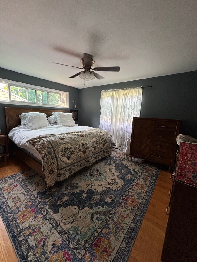 Foto del edificio - 2702 E Colvin St
