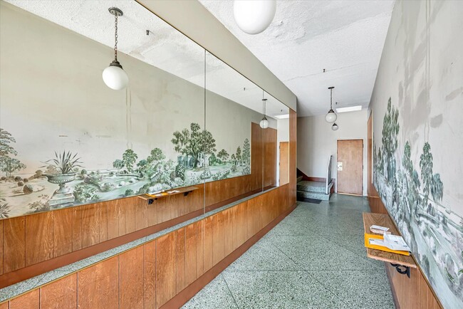 Building Photo - Funston Avenue 1270