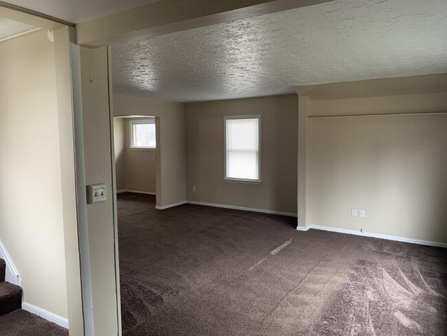 Foto del edificio - 874 Willard Ave SE