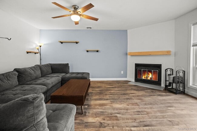 Foto del edificio - 11 Woods Brooke Ln