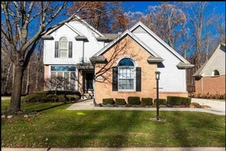 Building Photo - 1154 Bluebird Dr