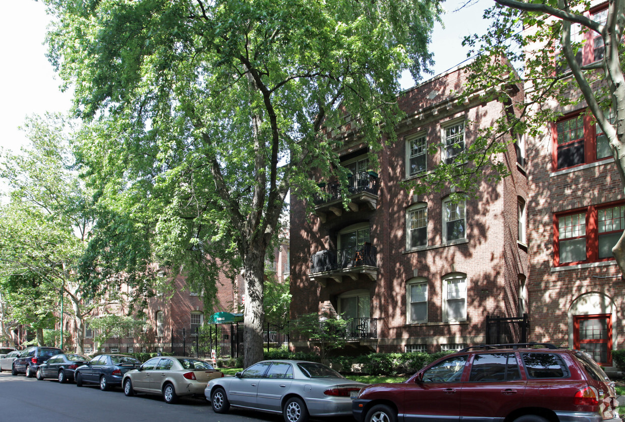 Foto del edificio - Harper Place Condominiums