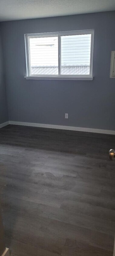 Foto principal - Newly renovated 2 bedroom duplex