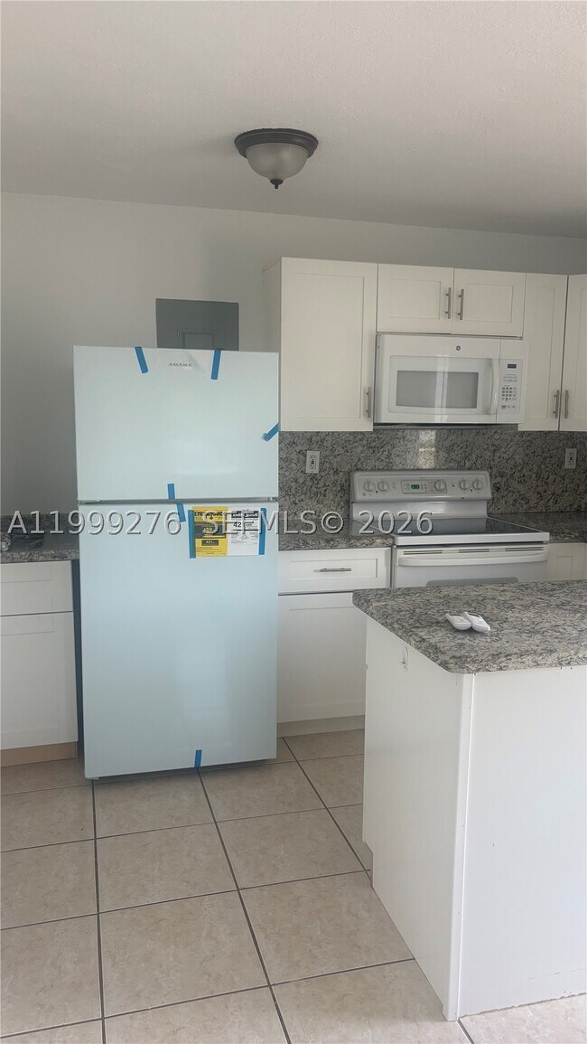 Foto del edificio - 6130 Grant St