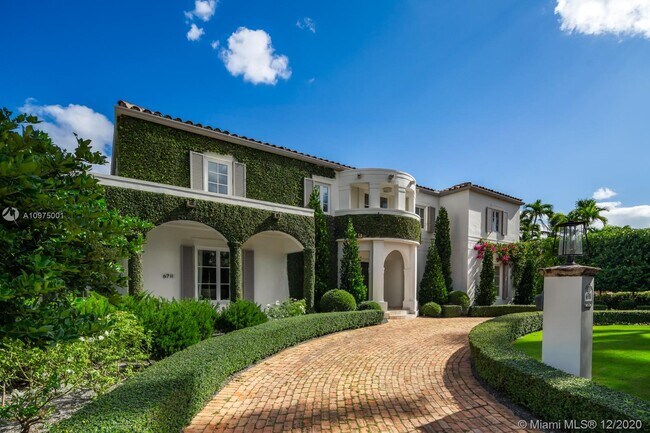 Foto del edificio - 6711 Windsor Ln