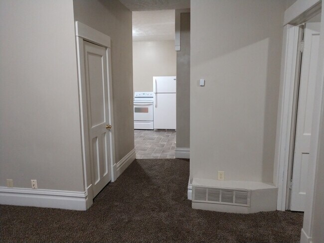 Hall - 116 W Jewell Ave