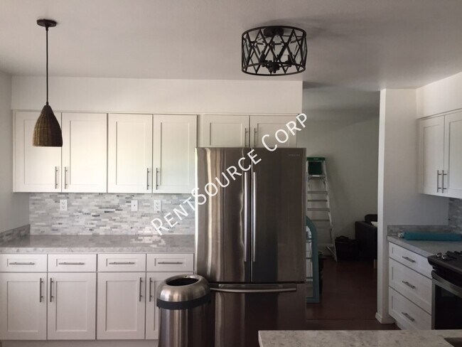 Foto del edificio - 27704 Glacier Pl